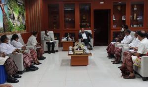 Pernyataan Menarik Gubernur NTT, Viktor B Laiskodat Saat Menerima Kunjungan Badan Pengurus Ikatan Keluarga Amarasi (IKARASI)