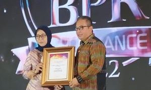 Bank TLM Masuk “Top 100 BPR The Finance 2022”, Begini Kata Robert P Fanggidae