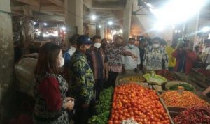 Sidak ke Pasar Kasih Naikoten Kota Kupang, Kepala BI NTT Temukan 4 Poin Yang Harus Diperhatikan Untuk Menjaga Inflasi