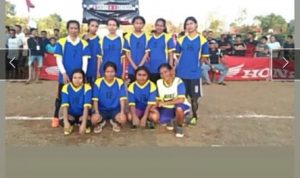 Tatkala Pertandingan Futsal Wanita Antar RT Meriahkan HUT Kemerdekaan RI ke-77 di Salah Satu Kelurahan Pinggiran Kota Kupang