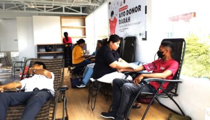 Peduli Kemanusiaan, Fried Chicken (FC) Brottus Kupang Gelar Donor Darah Secara Rutin