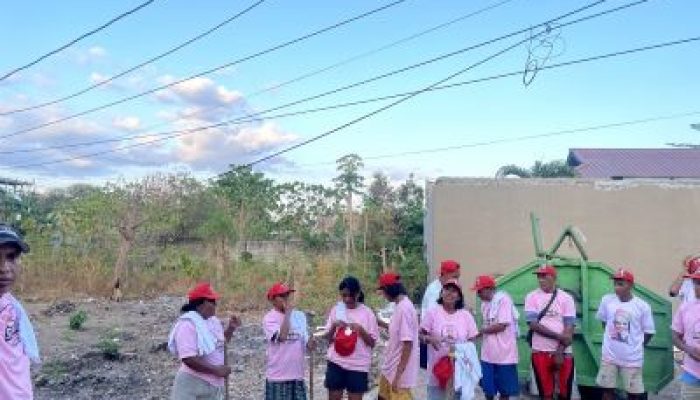 Srikandi Ganjar Ajak Pemuda-Pemudi Peduli Lingkungan Sehat Lewat Bersih-Bersih