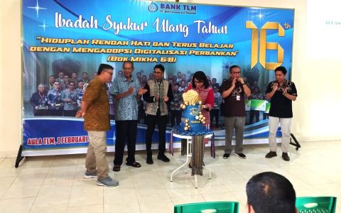 Ibadah Syukur Ulang Tahun Ke Bank Tlm Pdt Abdi Dan Robert P Fanggidae Ingatkan Dua Hal