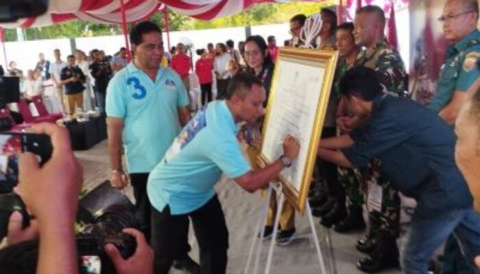 Pilgub NTT, Paket SIAGA Tandatangani Deklarasi Pilkada Damai dan Deklarasi Kampanye Damai